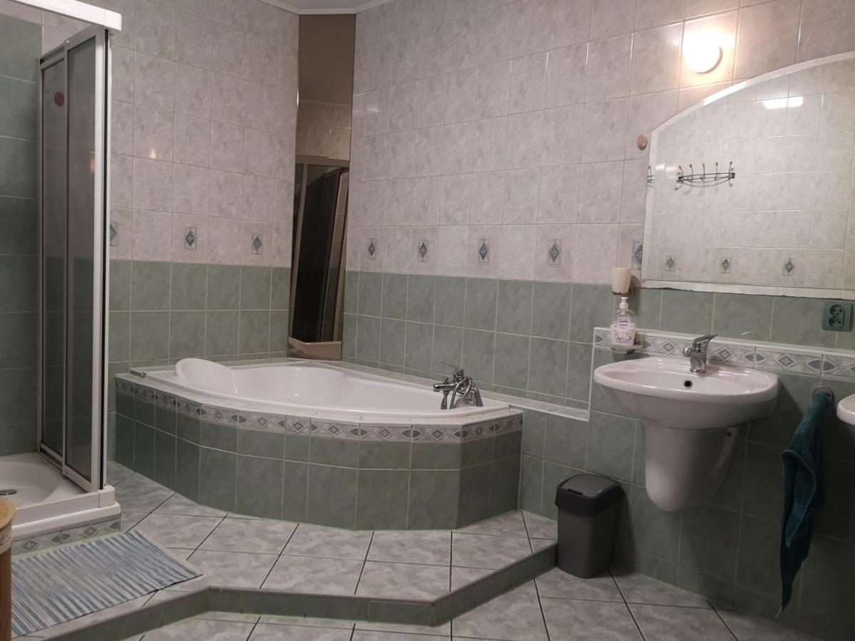 Apartament Nad Potokiem Wrzosowka Apartment Jelenia Gora Exterior photo